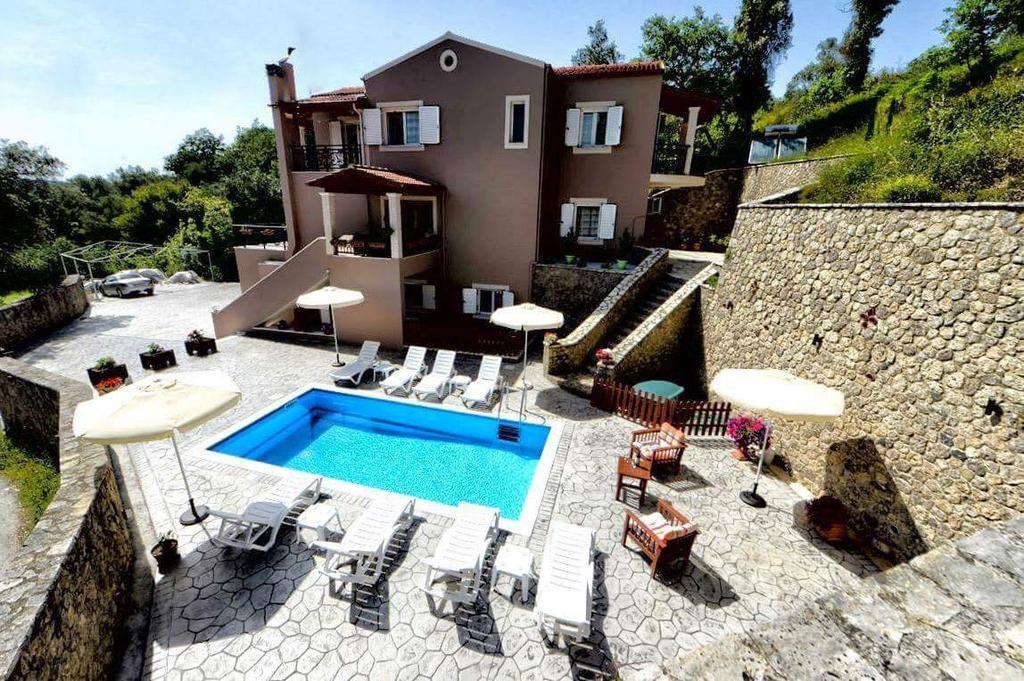 Villa Natalia Kouramádes Exterior photo