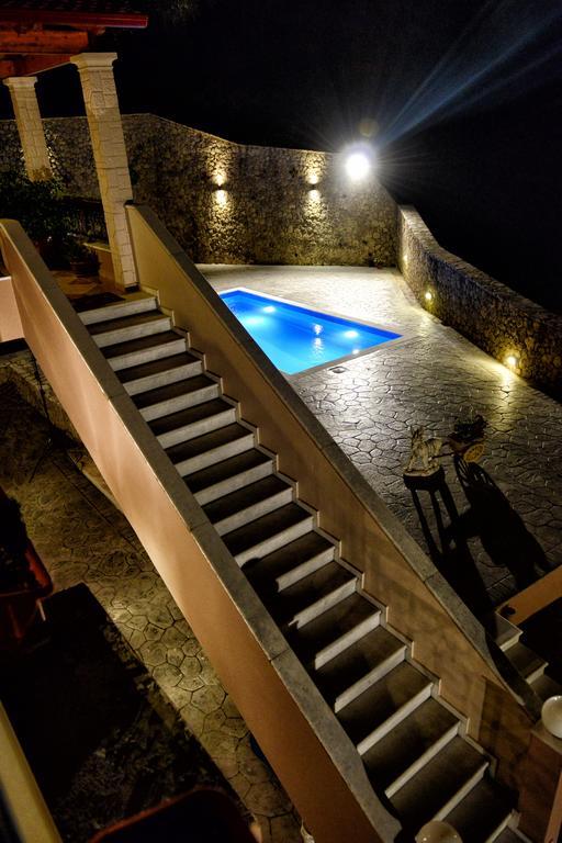 Villa Natalia Kouramádes Exterior photo