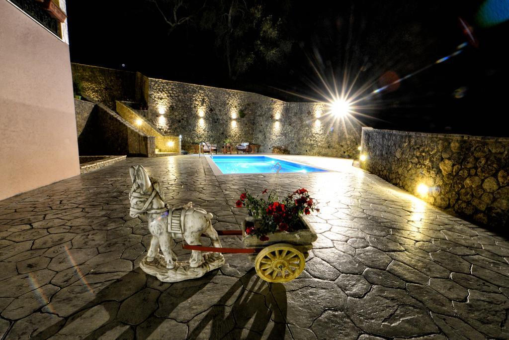 Villa Natalia Kouramádes Exterior photo